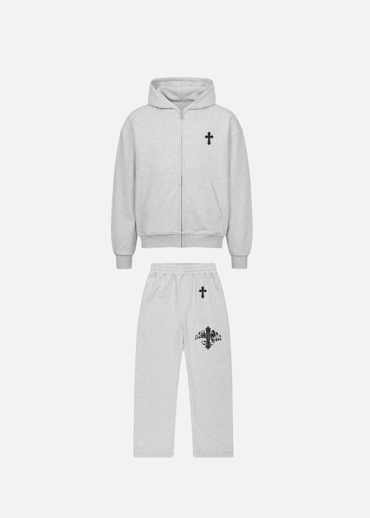 Urban fashion streetwear set – front view of MAXOMclo Elysium grey oversized hoodie and baggy sweatpants combo. A relaxed fit streetwear outfit in grey for men and women who value comfort and style.