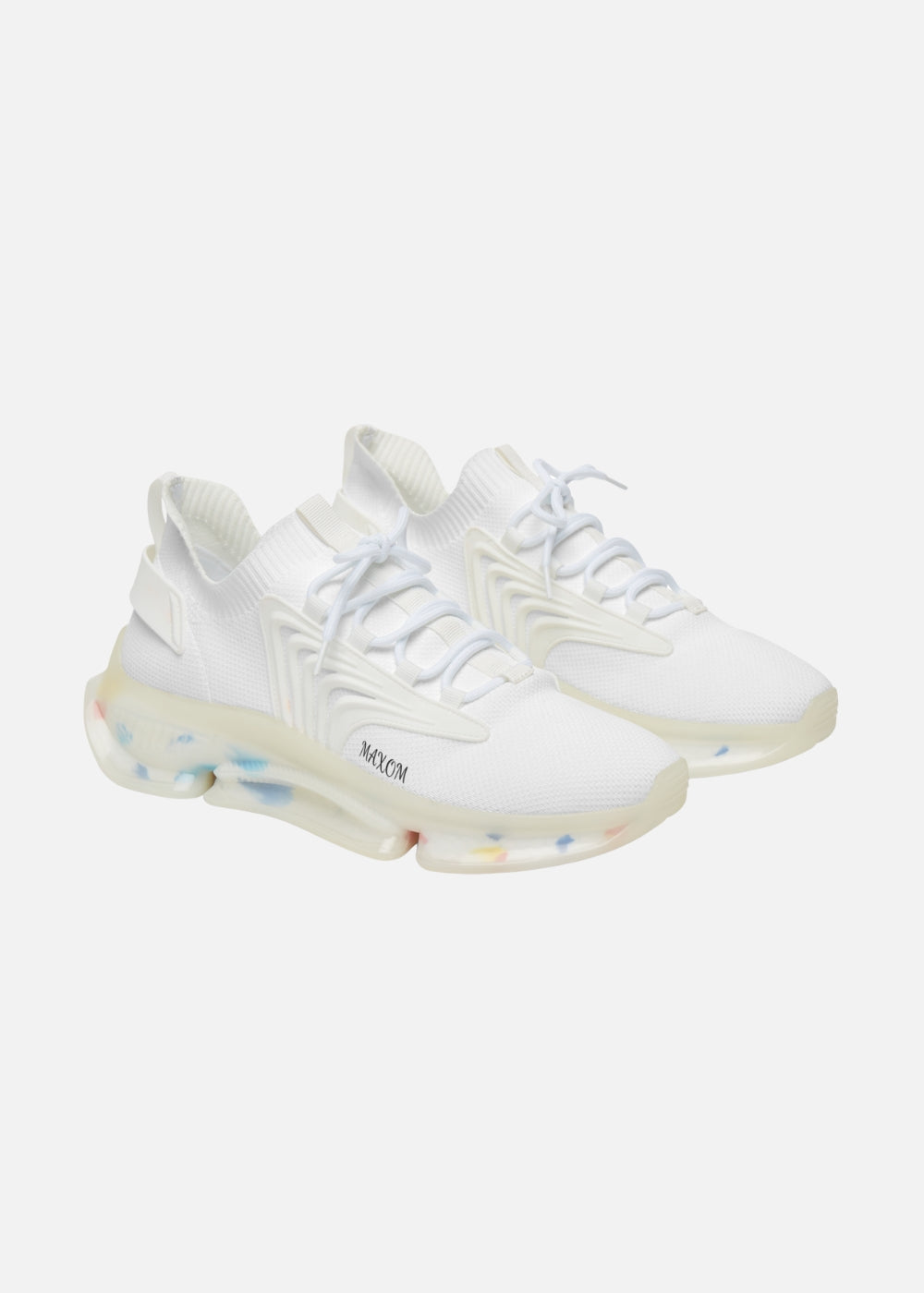 SoulStride women’s white streetwear sneakers – stylish front-side view with breathable mesh and transparent sole