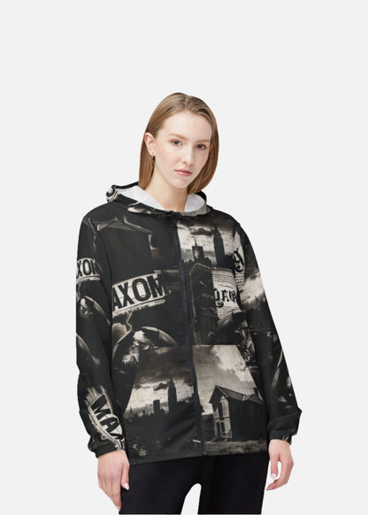 Female model styled in MAXOMclo retro windbreaker – vintage 90s look with bold color-block print. Lightweight and elasticated for comfort in streetwear and city life.


